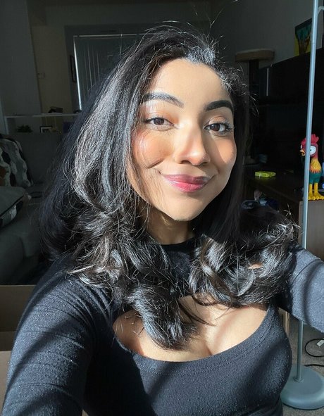 petite free onlyfans free naked gallery