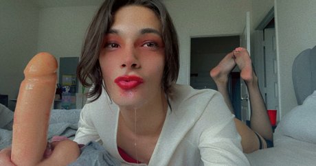 young free onlyfans sexy nudes photos