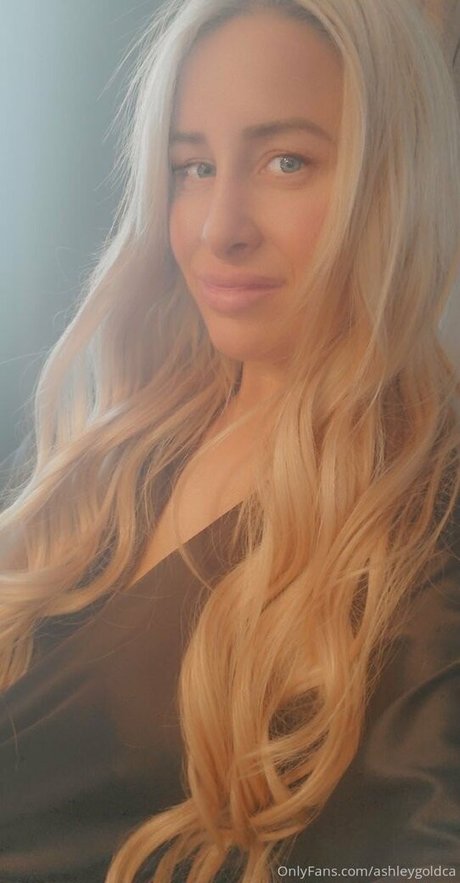 black lingerie onlyfans erotic pic