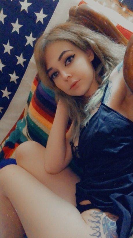 cheyennepeppr star naked images