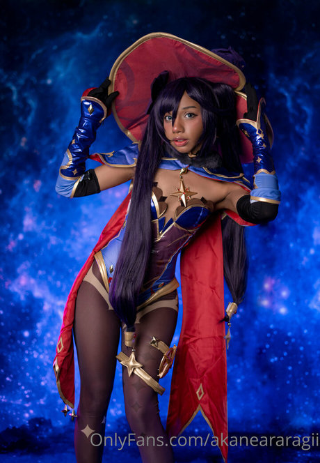 akaneararagii nudes model photo