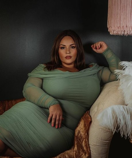 redhead pawg onlyfans art porn image