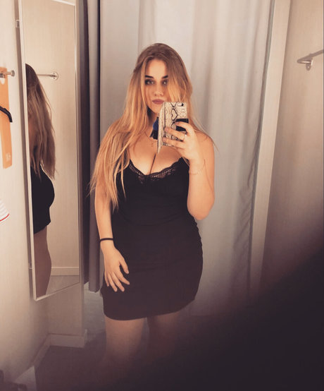 petite trans onlyfans hot pic