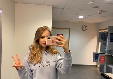 redhead teen onlyfans sexy xxx photo