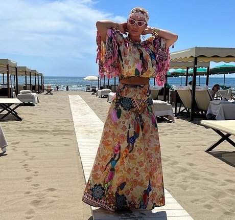 lesbian seduction onlyfans beautiful porn gallery