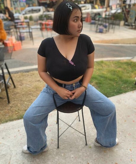 milf blowjob onlyfans porn image