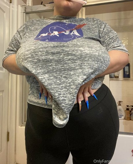 fatbae model free picture