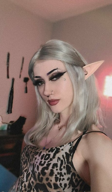 sabrinadraconiafree naked star galleries