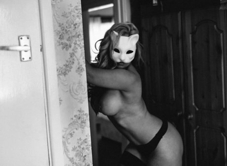 skinny brunette onlyfans naked gallery