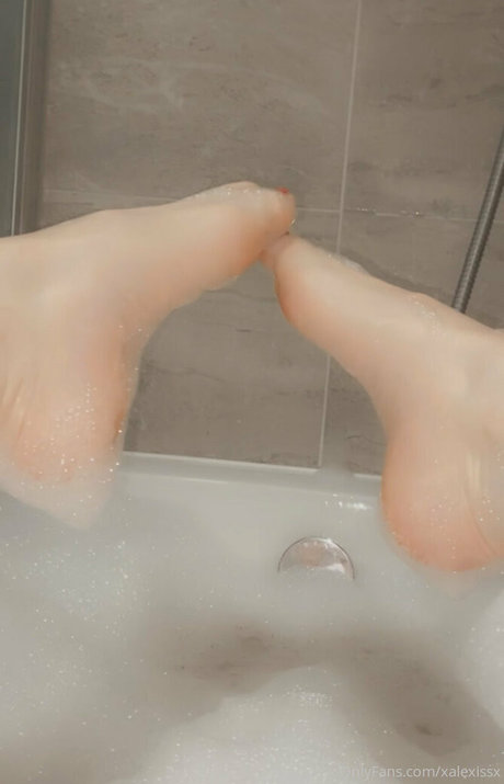 xalexissx naked actress pics