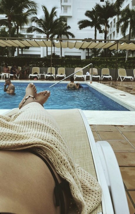 petite free onlyfans sexy naked images