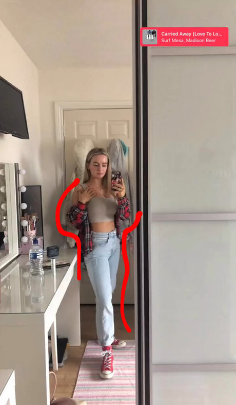 Aiobhin high quality pornstar photo