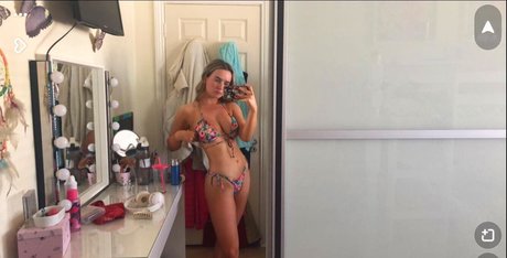 Aiobhin pornstar xxx img