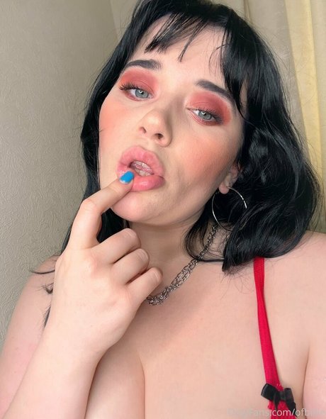 ofbillie exclusive model pics