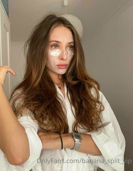 banana split vip model beautiful pics