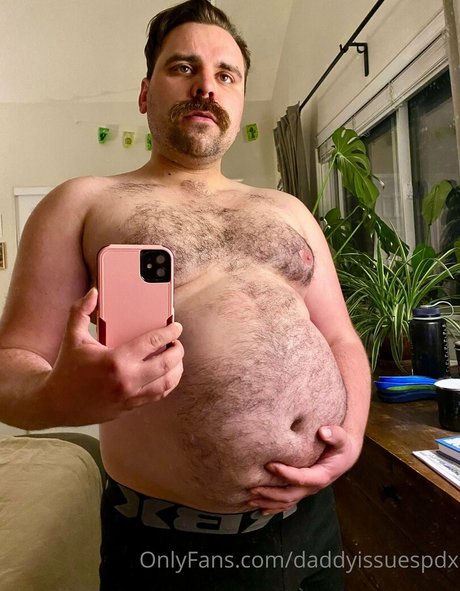 daddyissuespdx model nude pics