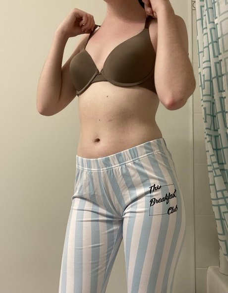 granny feet onlyfans hot naked img