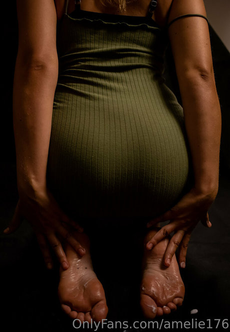 amelie176 model adult img