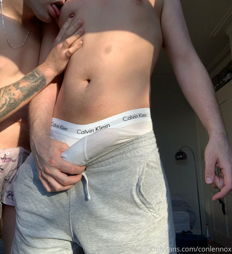 conlennox sexy pornstar photos