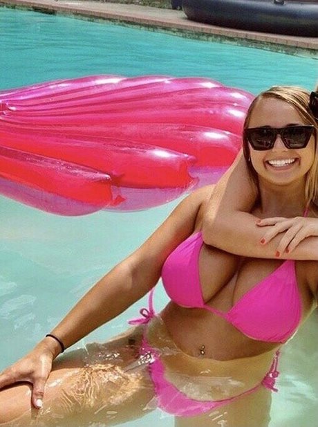 heathgarvs art actress photo