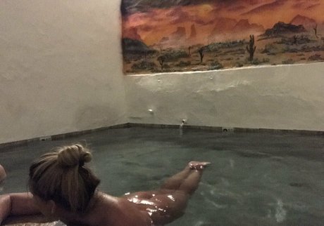 wonderfeetwoman hot actress photos