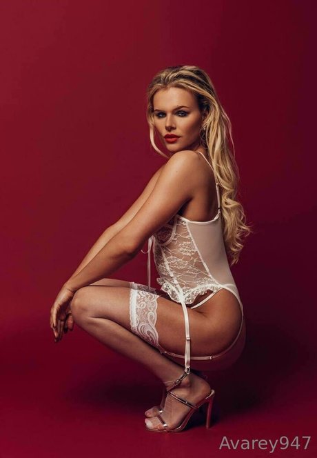 avarey947 art pornstar pictures