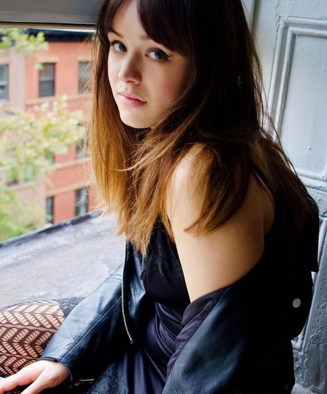 Hayley Orrantia naked pornstar pictures