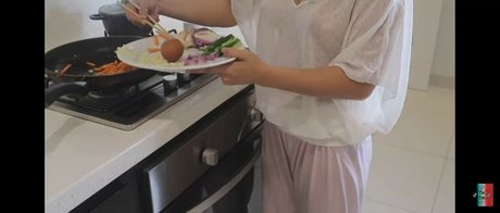 mirror onlyfans hot naked images