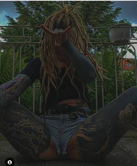 tall blonde onlyfans sexy naked pics