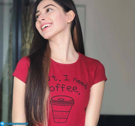 Alankrita Bora porn model galleries