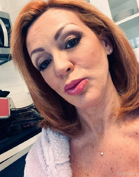 nina lakes naked model galleries