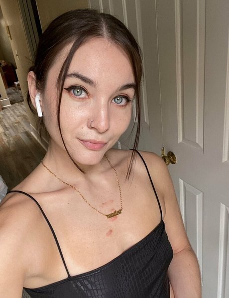 asian lesbian onlyfans top photo