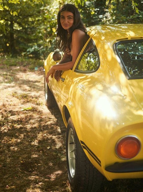 Katerina Bila model art galleries