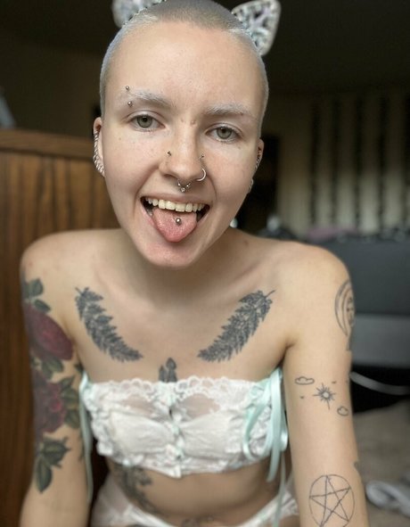 amateur wife onlyfans adult image