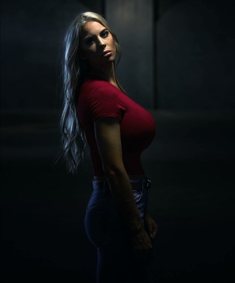 Katelyn Keplar model nice picture