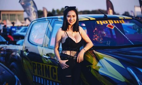 beautiful teen onlyfans top photo