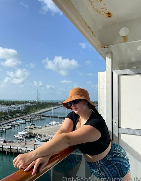 urbabelily free star photos