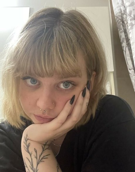 big pussy lips onlyfans free image