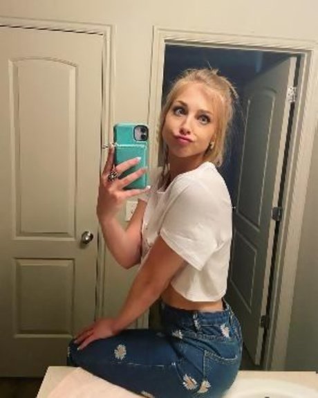 anime babe onlyfans free sexy pictures