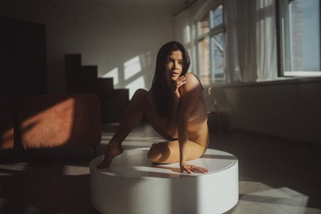 Yoana Nikolova Images
