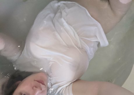 short teen onlyfans nude photo