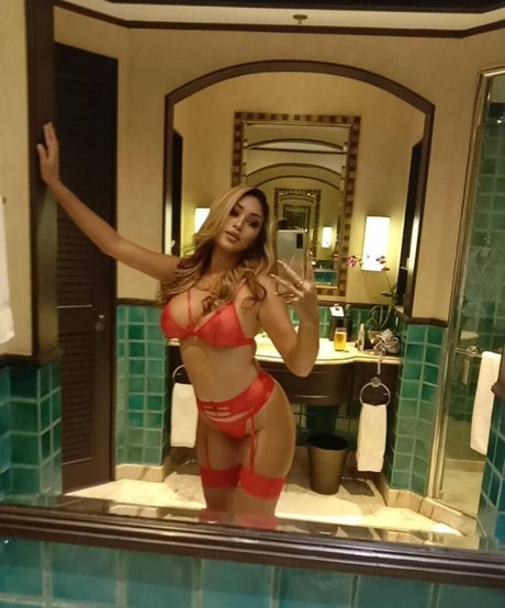 emmysuksomdan pornstar perfect pictures