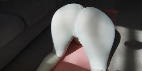 Nicci Azzy model adult galleries