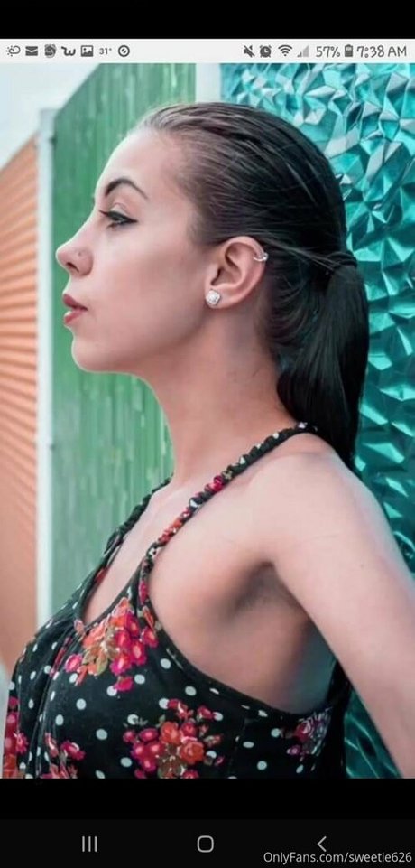 sweetie626 pretty model picture