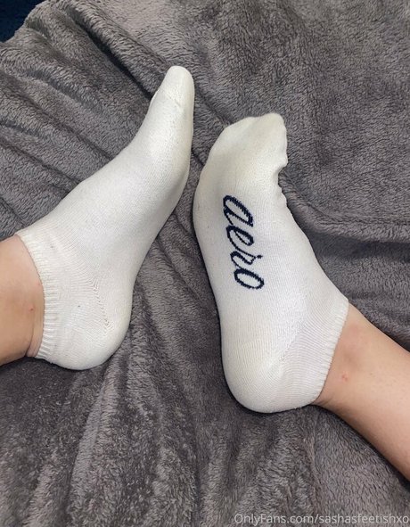 sashasfeetishxo hot pornstar images