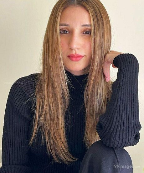 Heli Daruwala pornstar xxx galleries