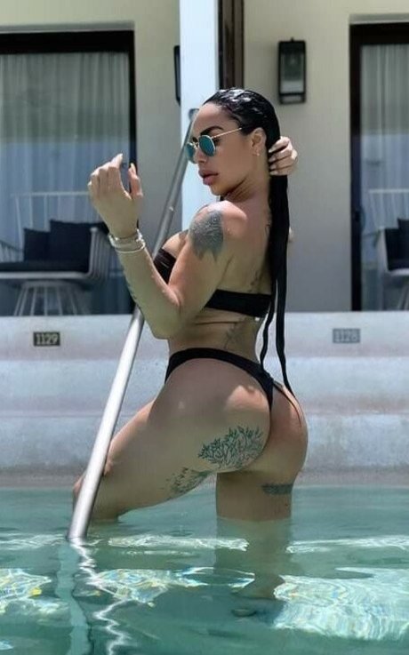 topless beach onlyfans hot porn pic