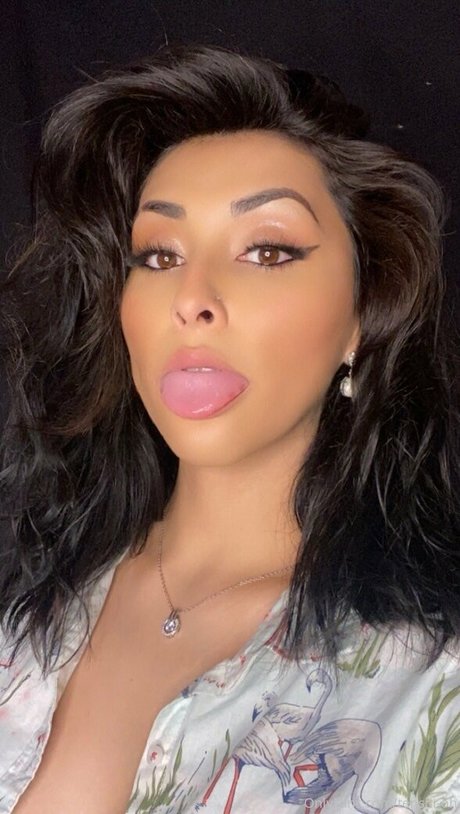 curvy girl onlyfans erotic archive