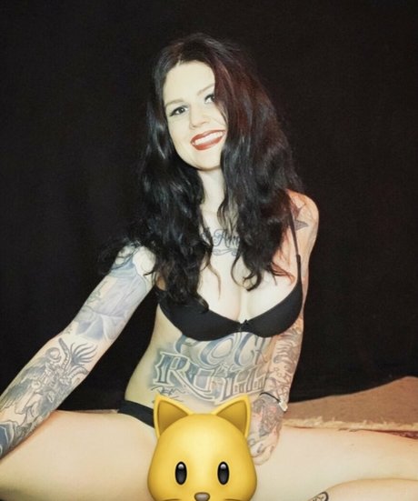 ladyluciferfree star top pics