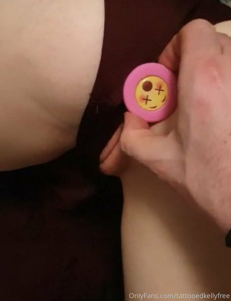 ladyluciferfree model nice picture